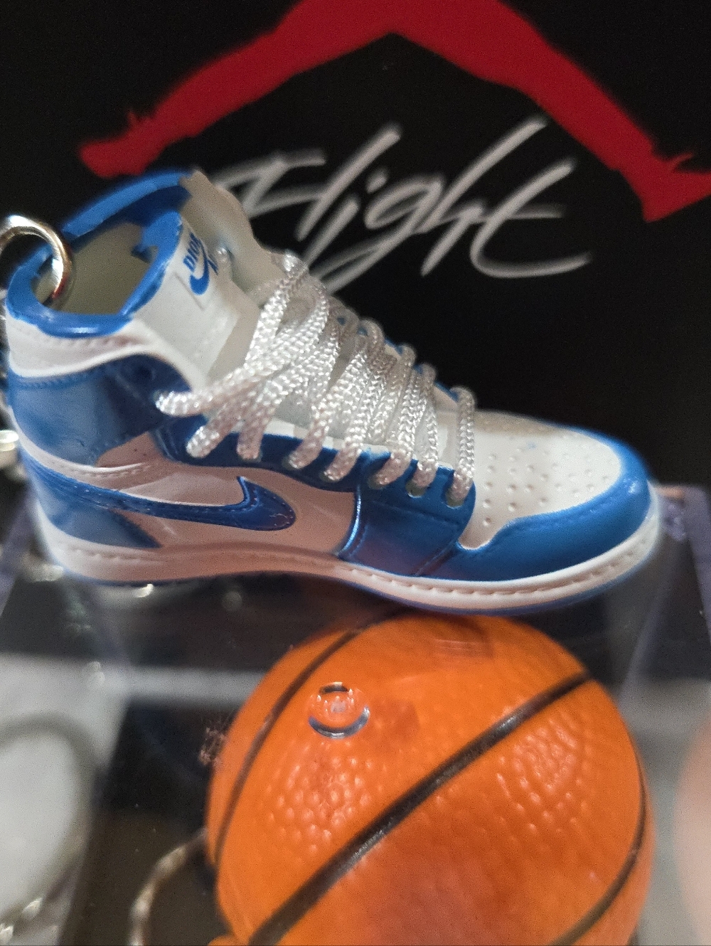 👟NIKE Sneaker Keychain🏀BONUS(1)FREE Basketball Keychain🏀 BUNDLE (2)for $25